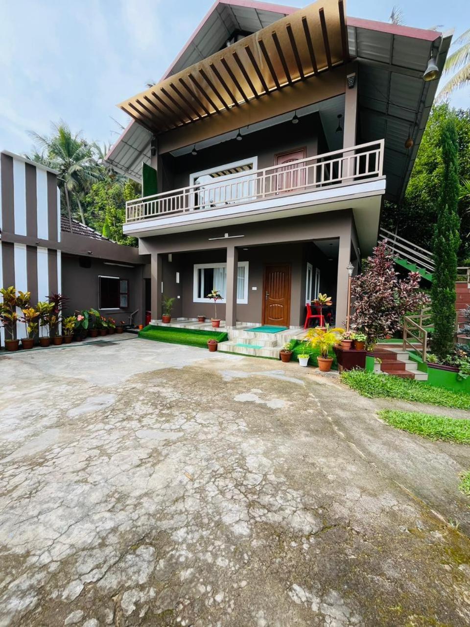 Linn View Home Stay Munnar Buitenkant foto